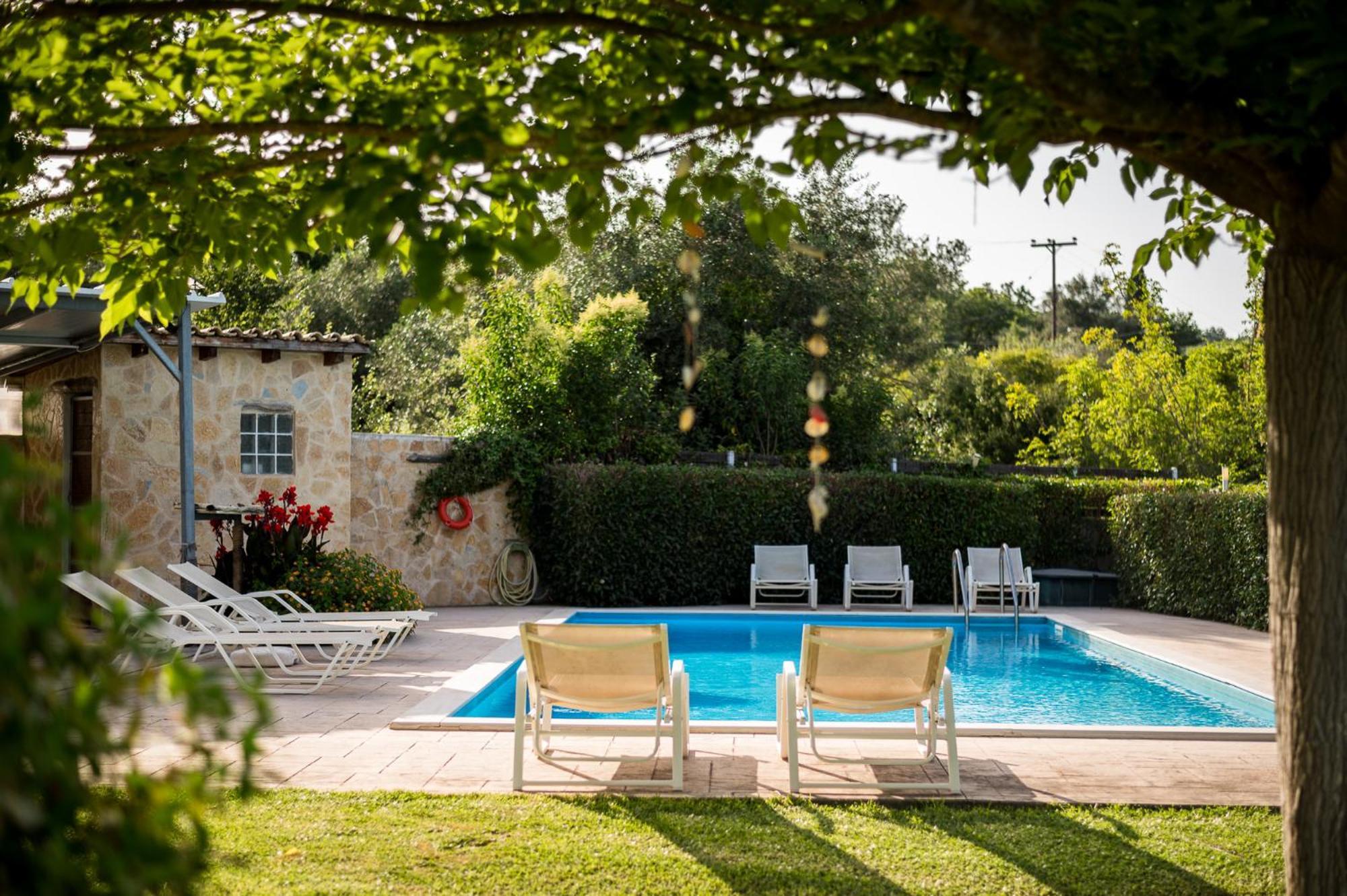 Villa Nefeli With Private Pool By Konnect Дасия Екстериор снимка